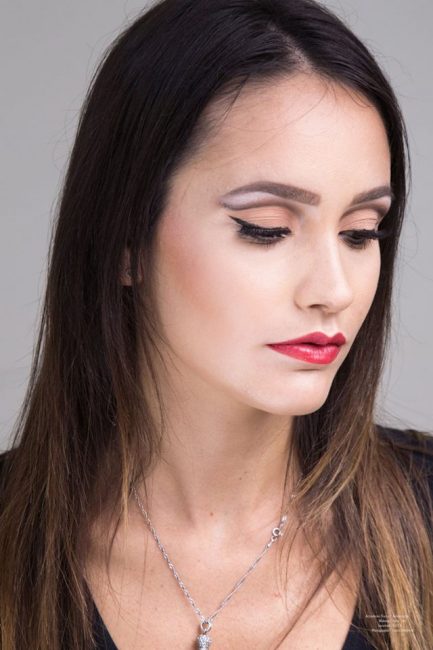 Cutcrease