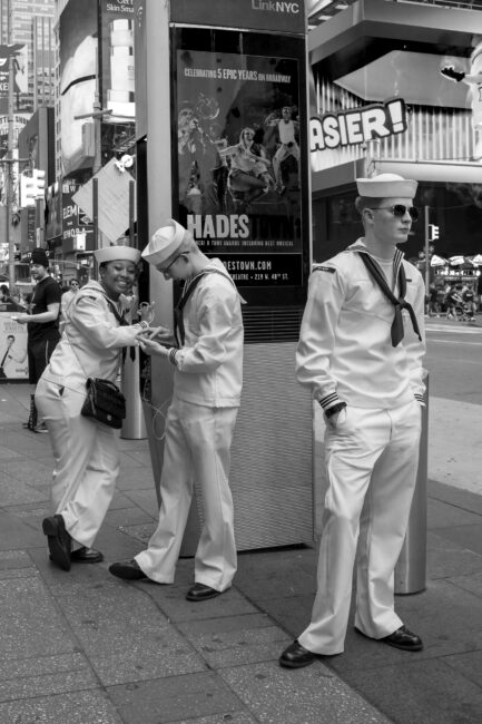 Us-navy-in-Time-Square-